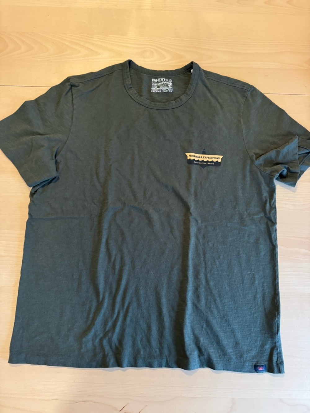 Faherty Nazare Sunwashed Tee - Men's XL  Fall Evergreen Organic Cotton NEW